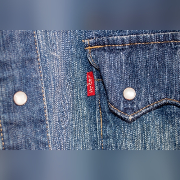 Upcycled Levi Strauss Jean Denim XL Shirt With Rooster, Southwestern, Boho - Picture 4 of 6